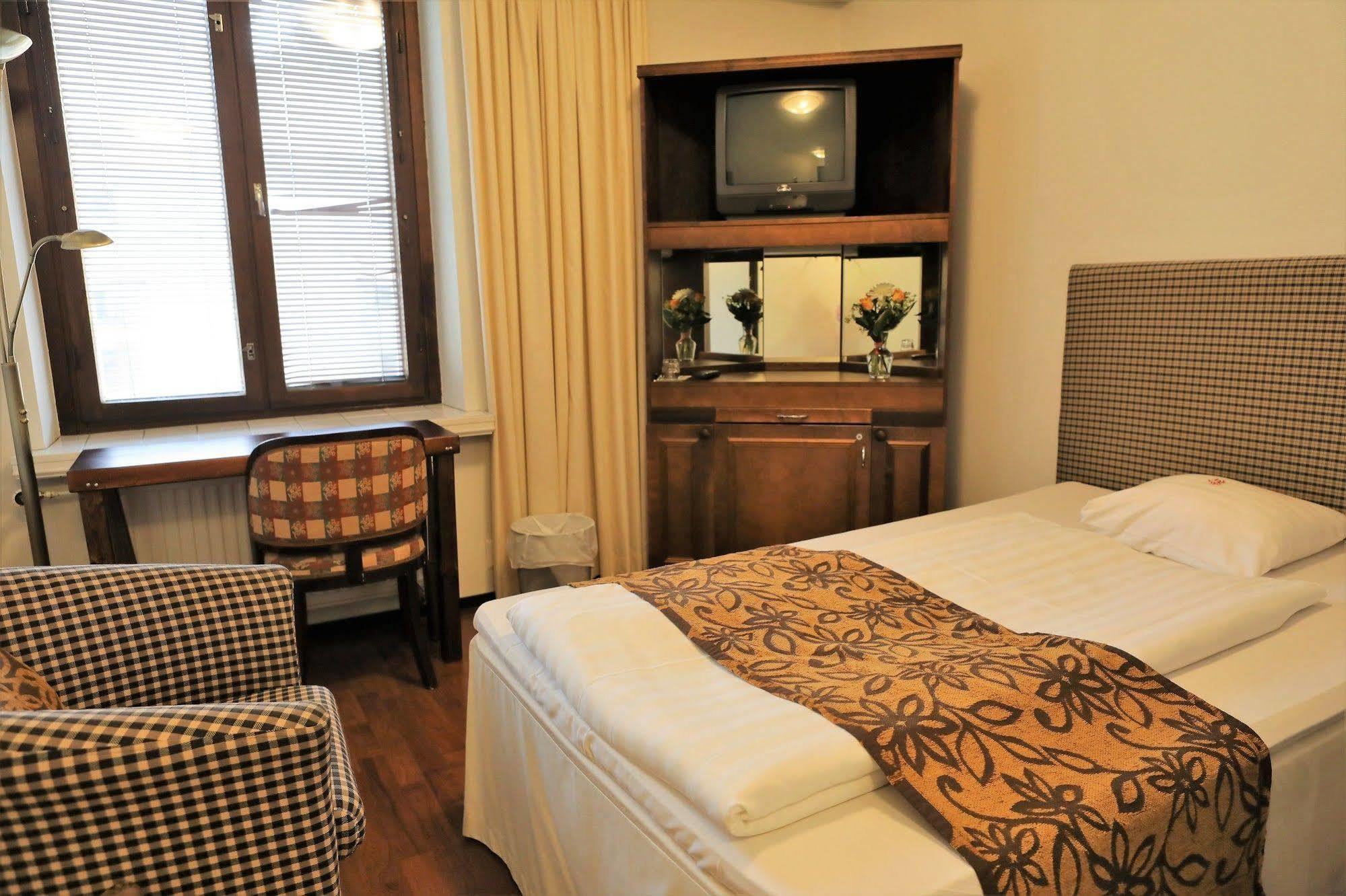 Hotel Seurahuone Kokkola  Buitenkant foto